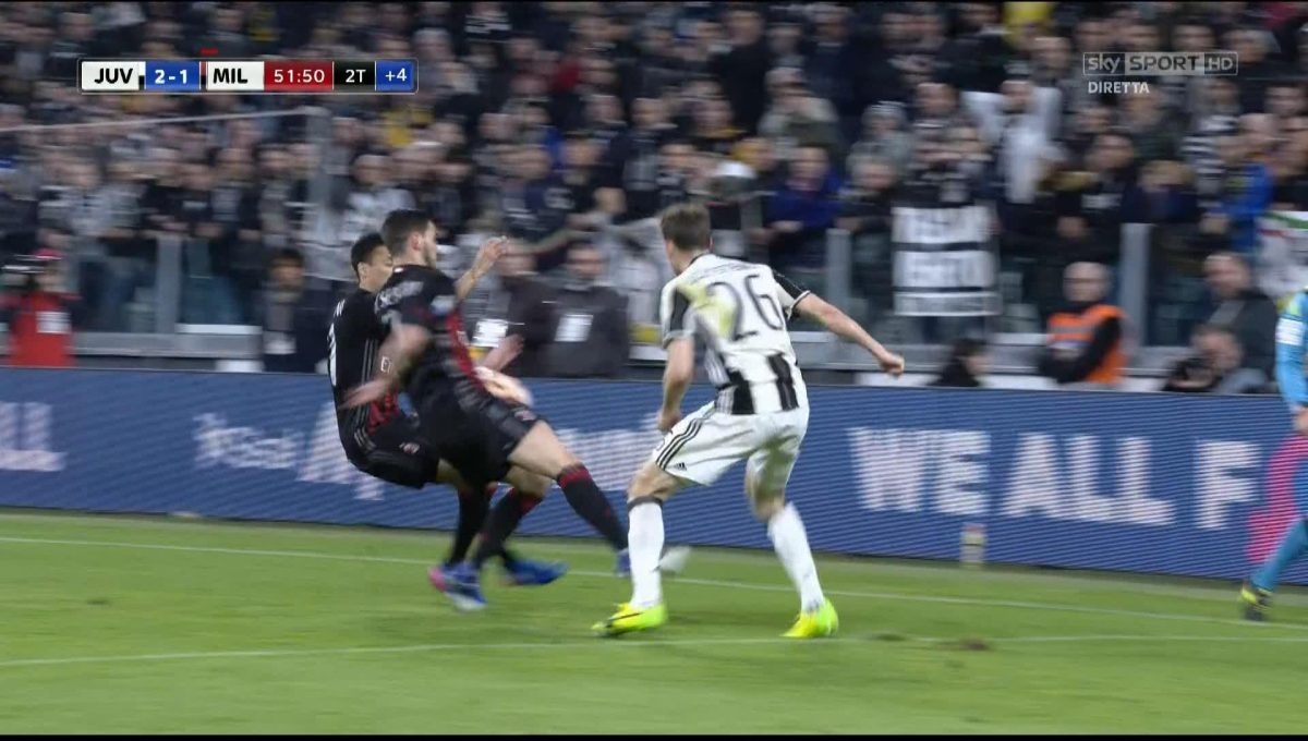 Galleria foto 'Juventus-Milan 2-1: Dybala, rigore e caos. Il Milan protesta' - foto 10