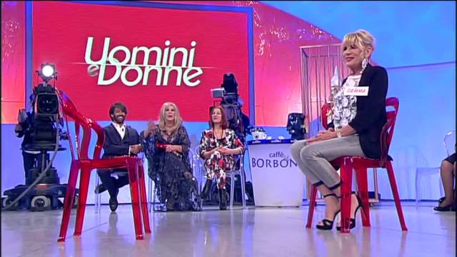 Uomini e Donne: Gemma chiude con Michele e si riavvicina a Marco Uomini e Donne: Gemma chiude con Michele e si riavvicina a Marco