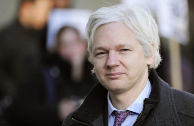 Assange: “WikiLeaks ha molte altre informazioni sulla Cia”