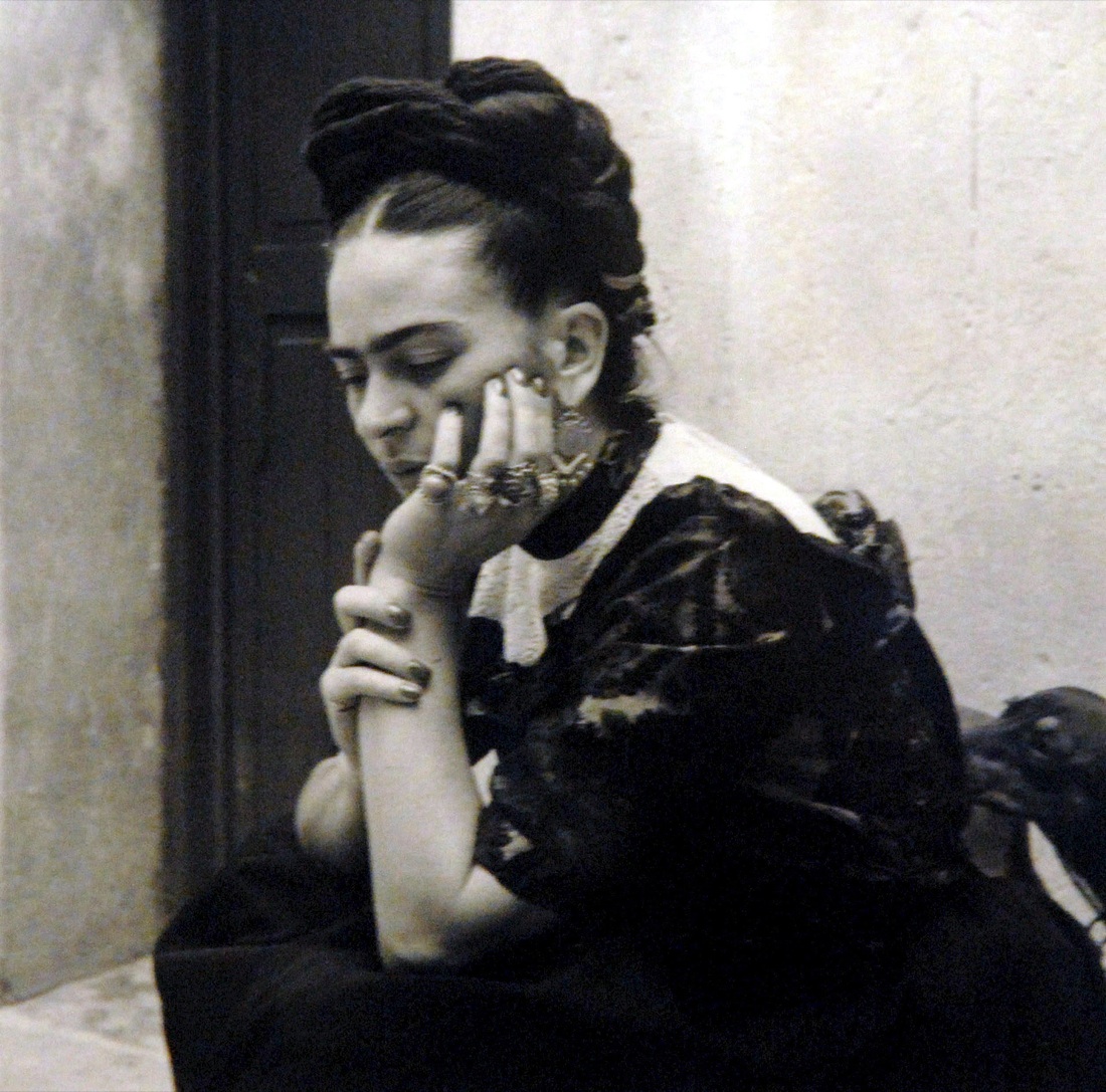 Frida Kahlo: foto e storia di una donna icona