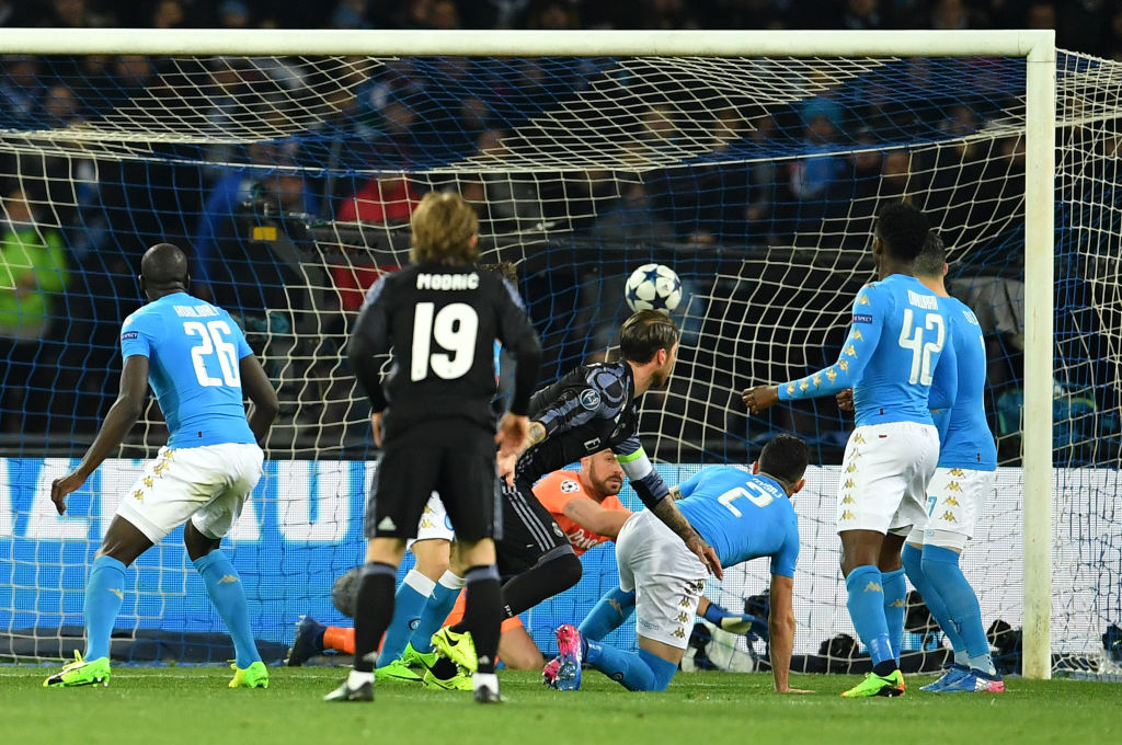 Napoli-Real Madrid 1-3: Ramos gela il San Paolo, fine del sogno Napoli-Real Madrid 1-3: Ramos gela il San Paolo, fine del sogno