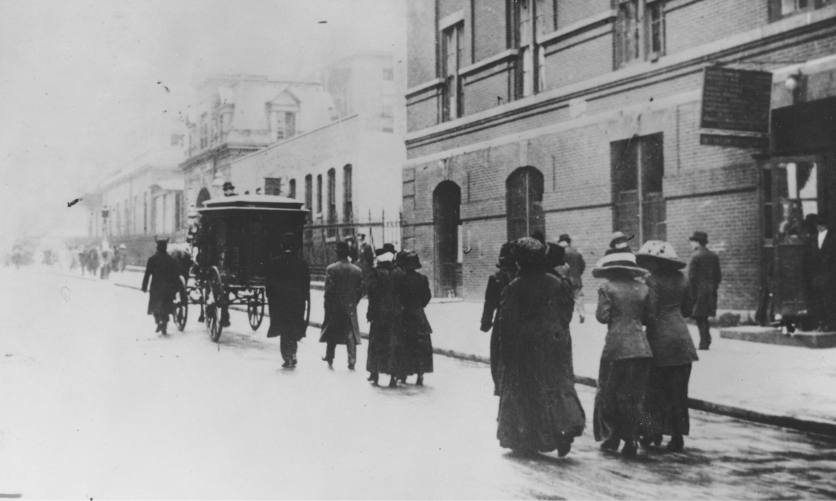 Festa delle donne: nel 1911 l’incendio di New York, ma era il 25 marzo Festa delle donne: nel 1911 l’incendio di New York, ma era il 25 marzo