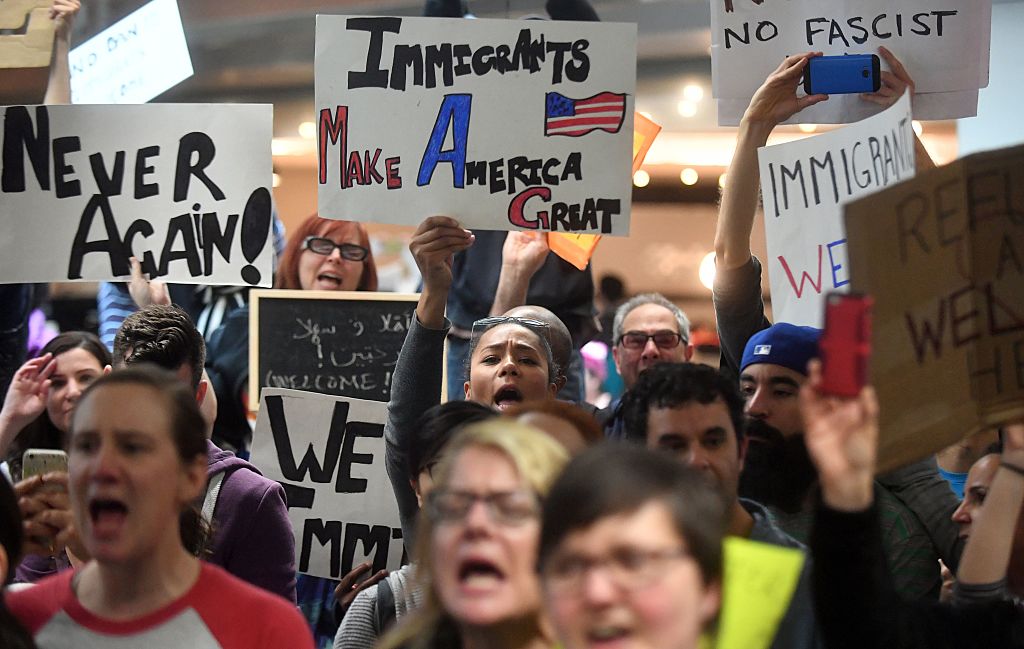 Trump, Iraq escluso dal nuovo bando anti immigrati