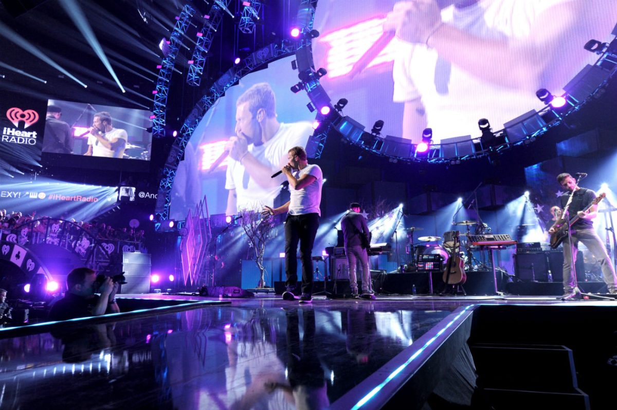 Galleria foto 'Coldplay: Chris Martin festeggia i 40 anni con l’inedito “Hypnotised”' - foto 9