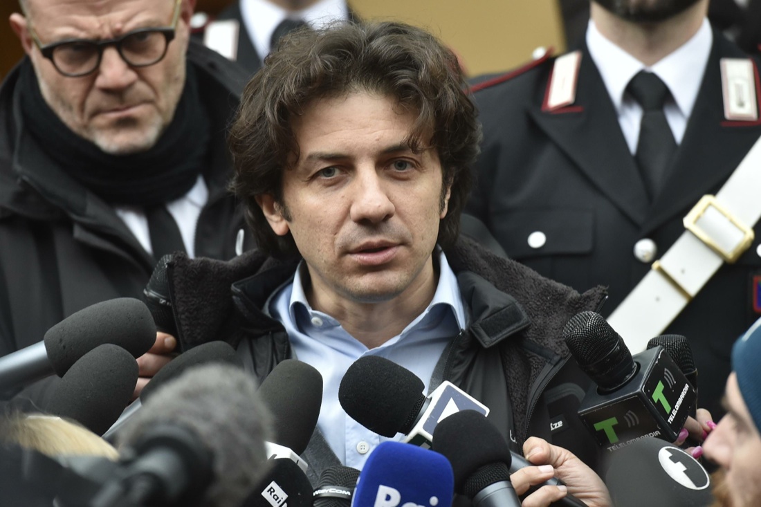 Dj Fabo, la coerenza liberale di Marco Cappato sul fine vita Dj Fabo, la coerenza liberale di Marco Cappato sul fine vita