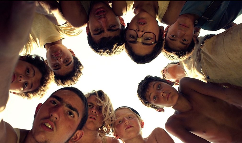 La guerra dei cafoni al cinema – Foto e recensione