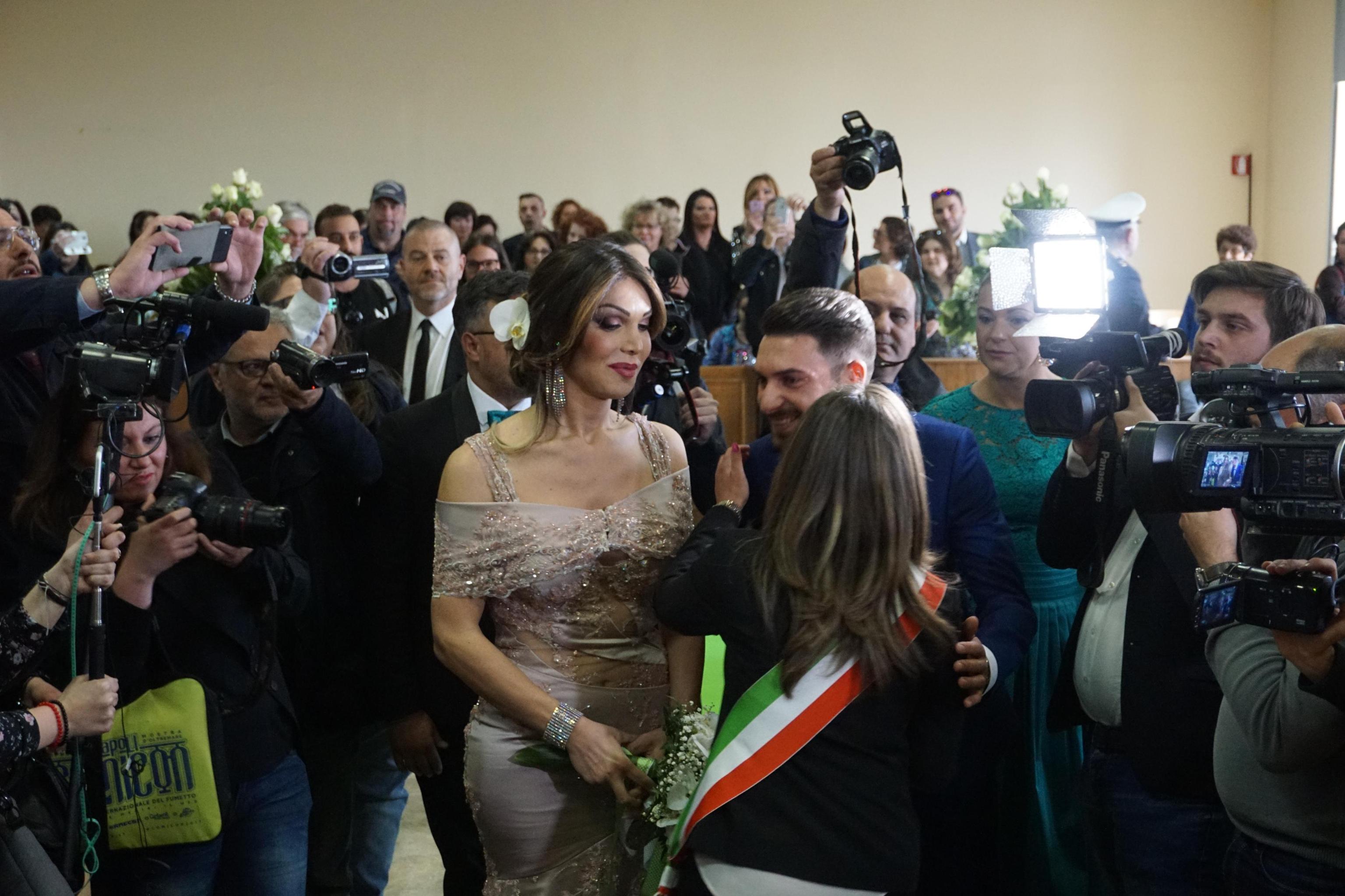 La storia di Alessia, la prima sposa trans d’Italia La storia di Alessia, la prima sposa trans d’Italia