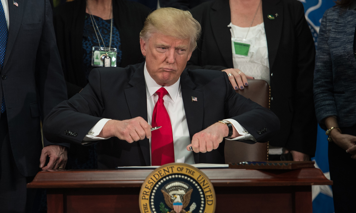 Donald Trump, le foto da Presidente USA