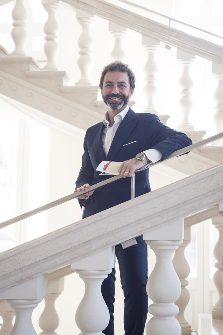 Lo spazio: pianeti, mistero e… economia digitale – FOTO e VIDEO