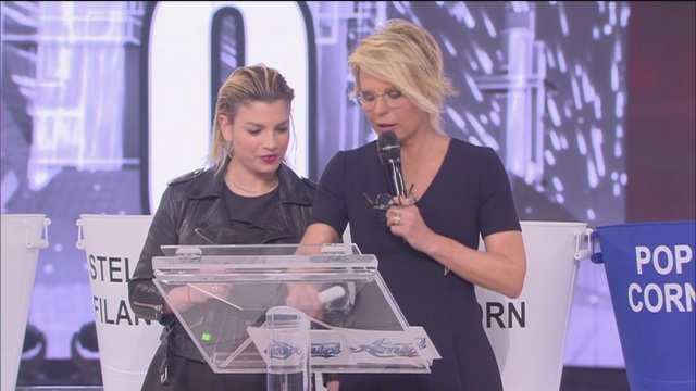 Amici 2017: Emma Marrone torna a fare la coach, Raz Degan quinto giudice Amici 2017: Emma Marrone torna a fare la coach, Raz Degan quinto giudice