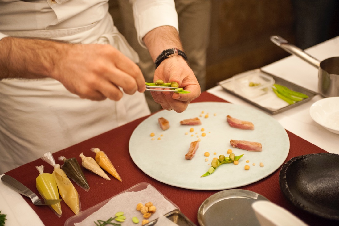 Lo chef Enrico Bartolini e la ventresca di tonno – FOTO e VIDEO Lo chef Enrico Bartolini e la ventresca di tonno – FOTO e VIDEO
