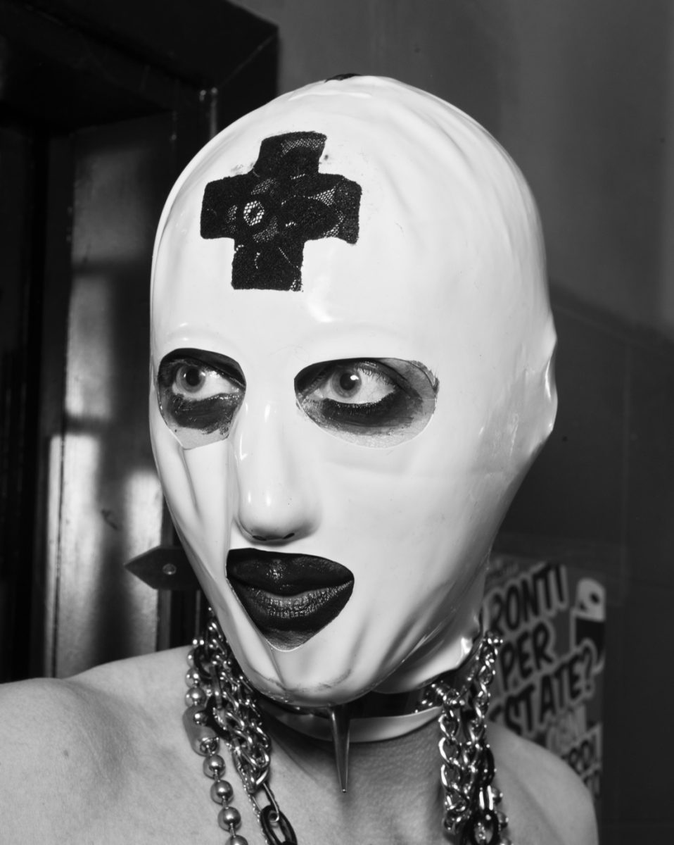 Marco Riva: immagini di club kids e drag queens Marco Riva: immagini di club kids e drag queens