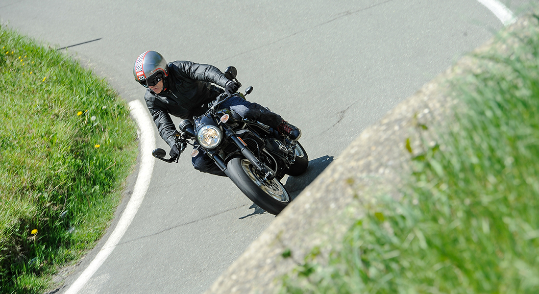 Galleria foto 'Ducati Scrambler Café Racer, sportiva e modaiola' - foto 4