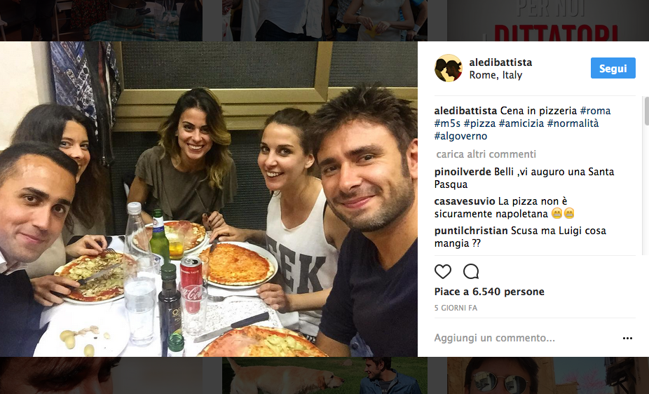 Alessandro Di Battista sui social non solo per politica Alessandro Di Battista sui social non solo per politica