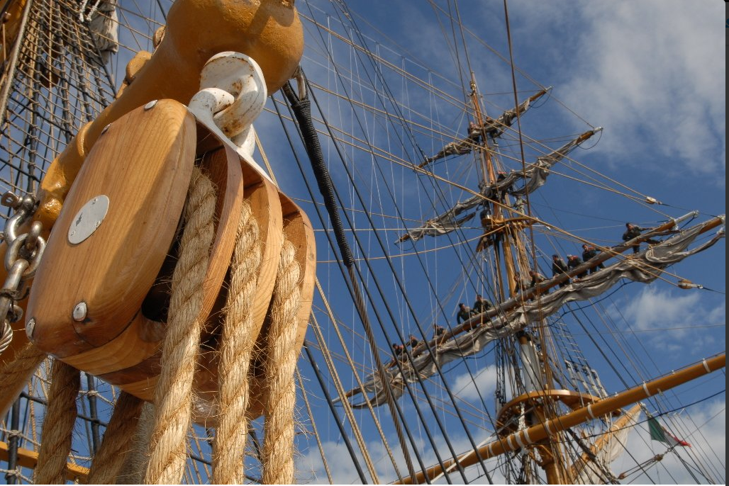 Galleria foto 'La Nave Vespucci ritorna in America' - foto 12