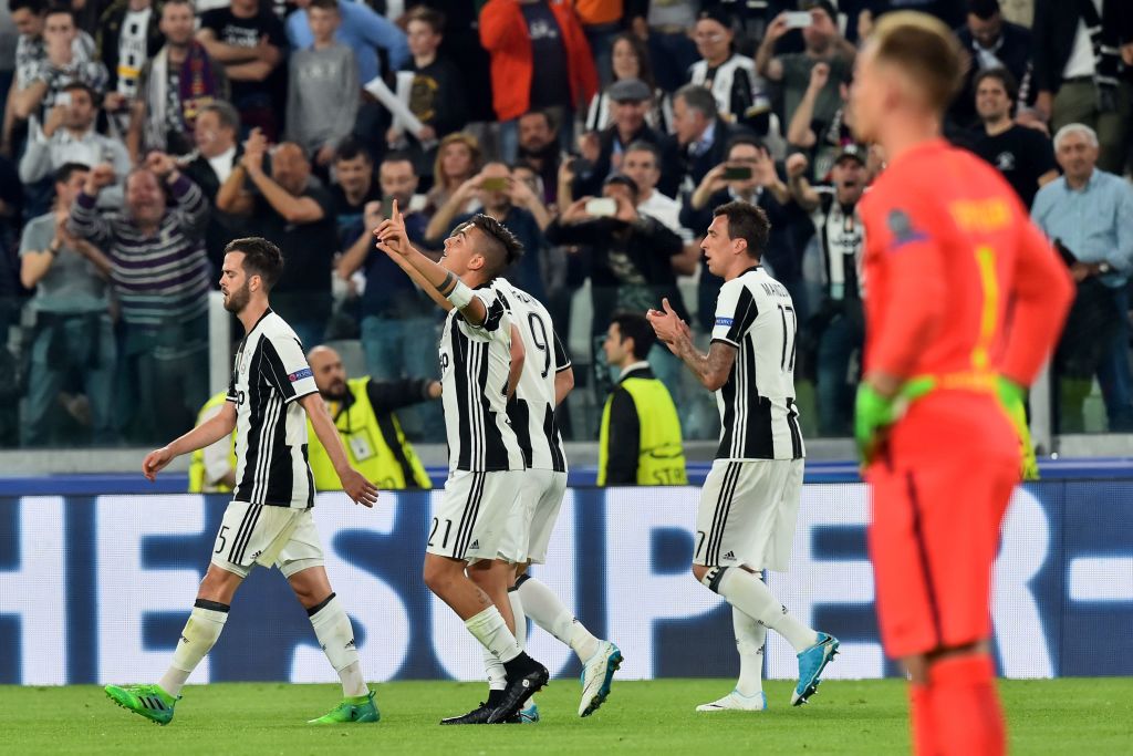 Juventus-Barcellona 3-0: Dybala show, semifinale a un passo
