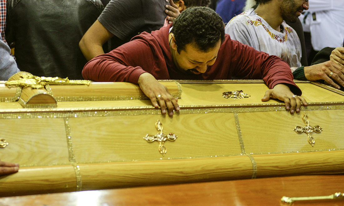 Galleria foto 'Attentati in Egitto: i funerali delle vittime a Tanta e Alessandria – Foto' - foto 10