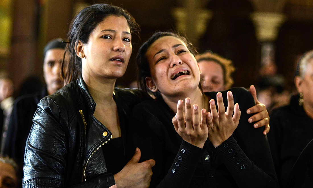 Galleria foto 'Attentati in Egitto: i funerali delle vittime a Tanta e Alessandria – Foto' - foto 3
