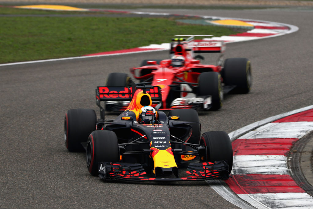 Gp Cina, Ferrari sul podio (e Vettel sfida il vincitore Hamilton)