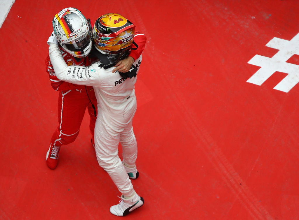 Gp Cina, Ferrari sul podio (e Vettel sfida il vincitore Hamilton)