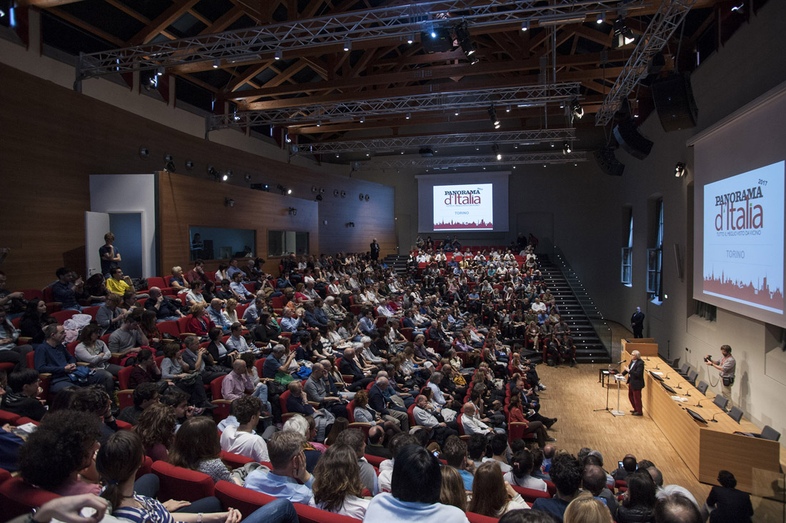 Vittorio Sgarbi e l’essenza di Torino: arte e architettura – FOTO – VIDEO Vittorio Sgarbi e l’essenza di Torino: arte e architettura – FOTO – VIDEO