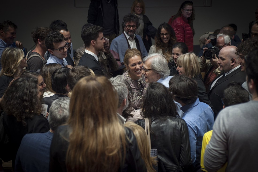 Vittorio Sgarbi e l’essenza di Torino: arte e architettura – FOTO – VIDEO Vittorio Sgarbi e l’essenza di Torino: arte e architettura – FOTO – VIDEO