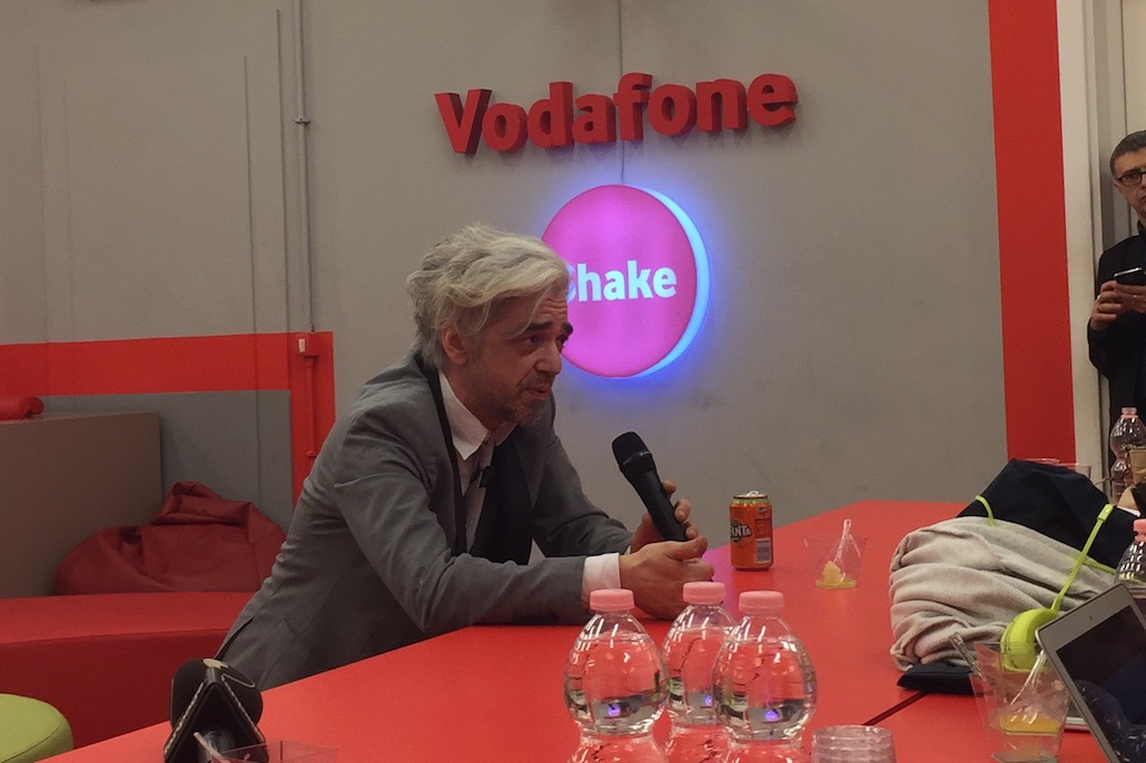 Galleria foto 'Amici 2017: Marco Bocci quinto giudice, Francesco De Gregori ospite' - foto 3