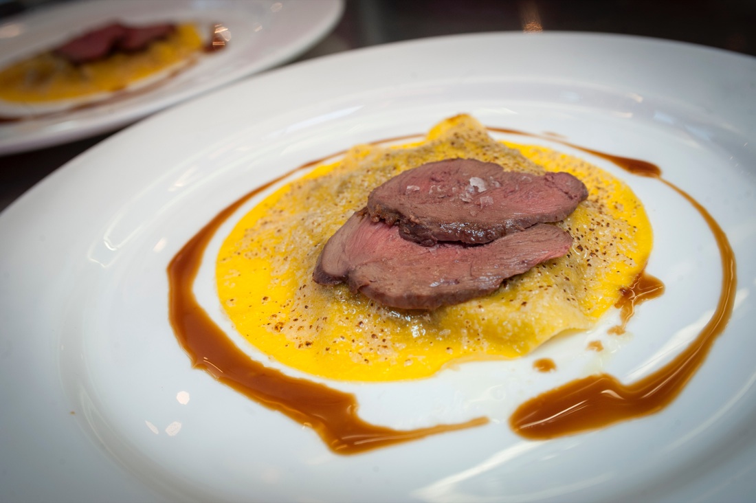 Lasagne al piccione: la ricetta di Andrea Berton – FOTO e VIDEO Lasagne al piccione: la ricetta di Andrea Berton – FOTO e VIDEO