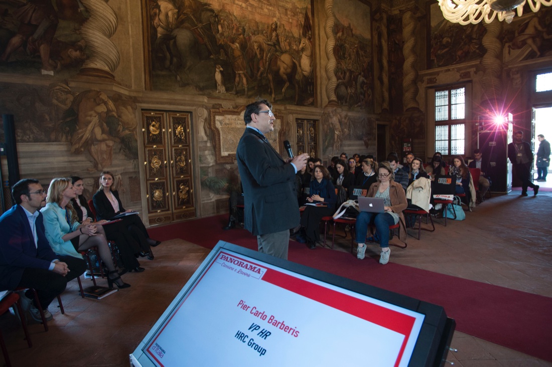 Lavoro: formazione continua e curriculum “su misura” Lavoro: formazione continua e curriculum “su misura”