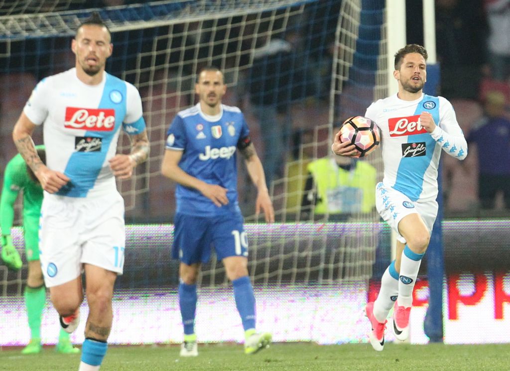 Galleria foto 'Napoli-Juventus 3-2, la vendetta di Higuain gela il San Paolo' - foto 19