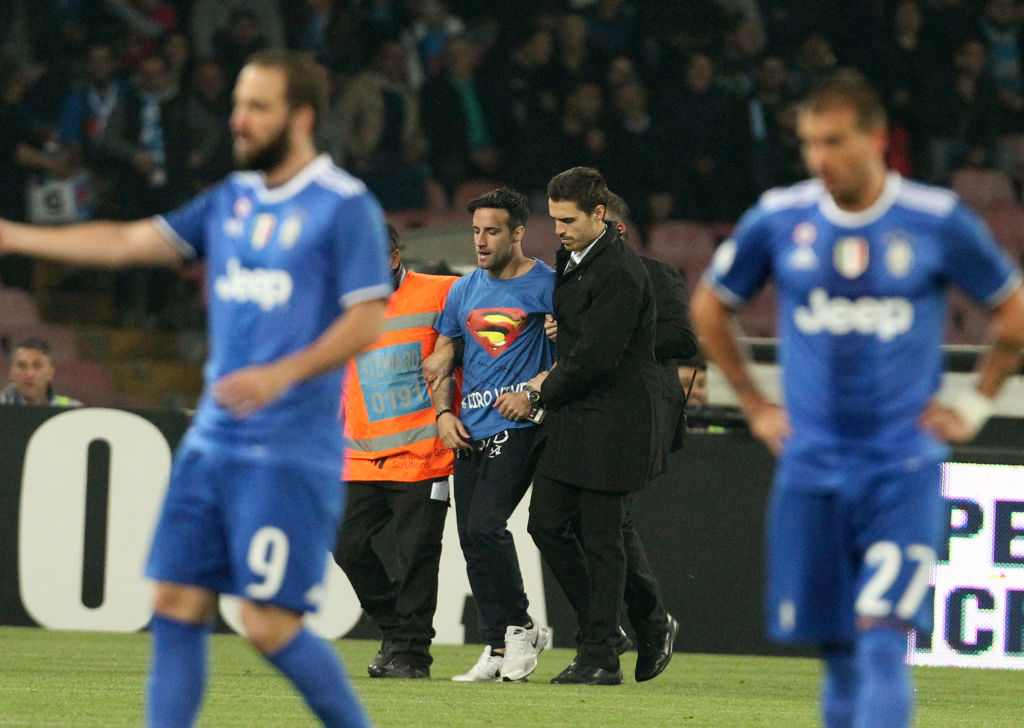Galleria foto 'Napoli-Juventus 3-2, la vendetta di Higuain gela il San Paolo' - foto 2