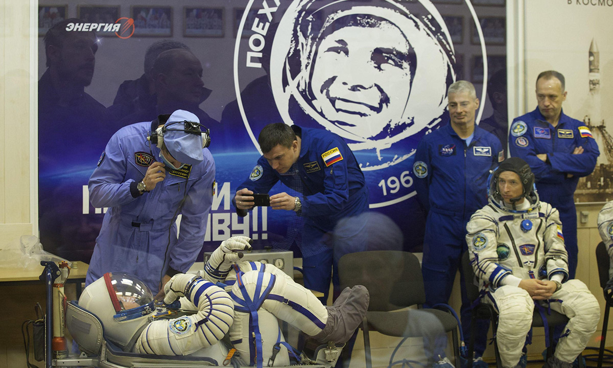 Pagati per stare a letto: 16 mila euro ai volontari di una ricerca spaziale Pagati per stare a letto: 16 mila euro ai volontari di una ricerca spaziale