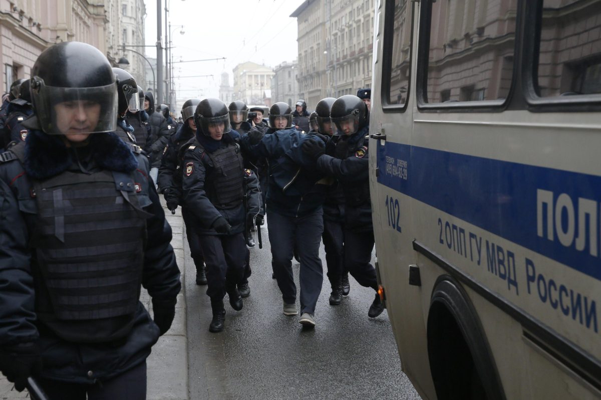 Galleria foto 'Russia: nuove proteste contro Putin, decine di arresti – FOTO' - foto 11