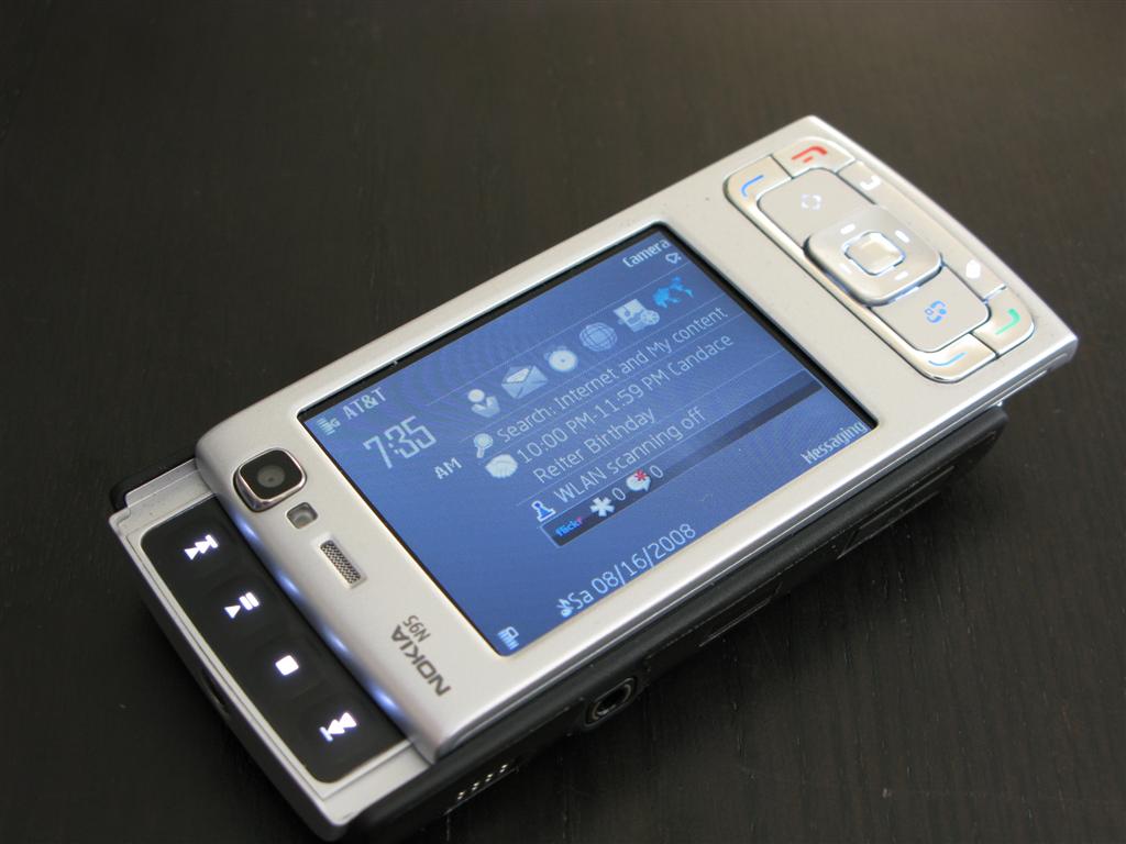 I nuovi telefoni Nokia? Li riconoscerete dal design