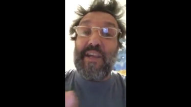 Flavio Insinna: vido di scuse su fb ed attacca “Striscia”