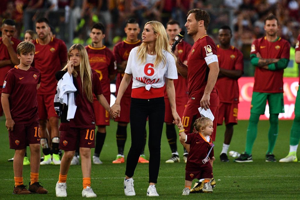 “Adesso è finita, ho paura”. L’addio di Totti, fuoriclasse umano