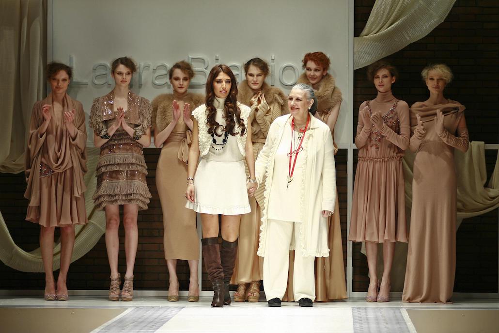 Addio a Laura Biagiotti, la stilista pioniera del “made in Italy” Addio a Laura Biagiotti, la stilista pioniera del “made in Italy”