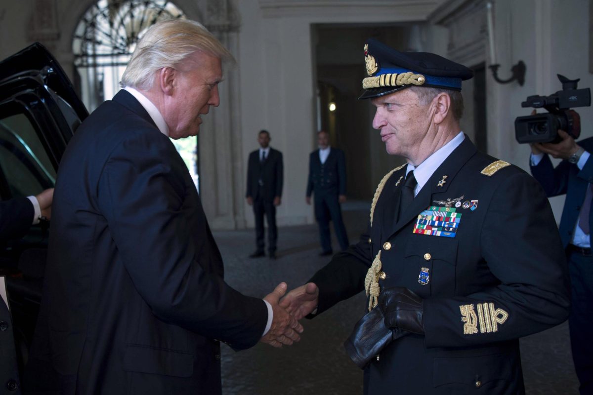 Galleria foto 'Trump a Roma: l’incontro con il Papa, Mattarella e Gentiloni' - foto 6