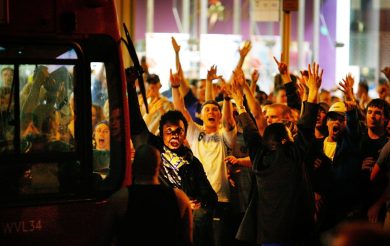 Manchester, una città divisa tra immigrazione e partite di calcio