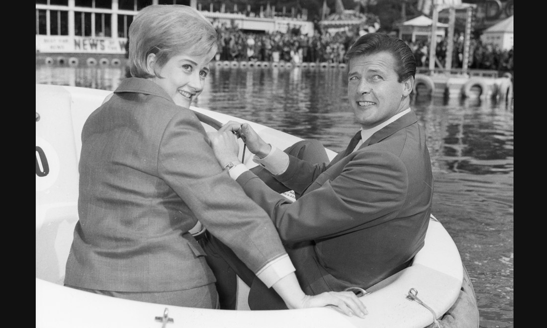 È morto l’attore Roger Moore, indimenticabile James Bond – Foto