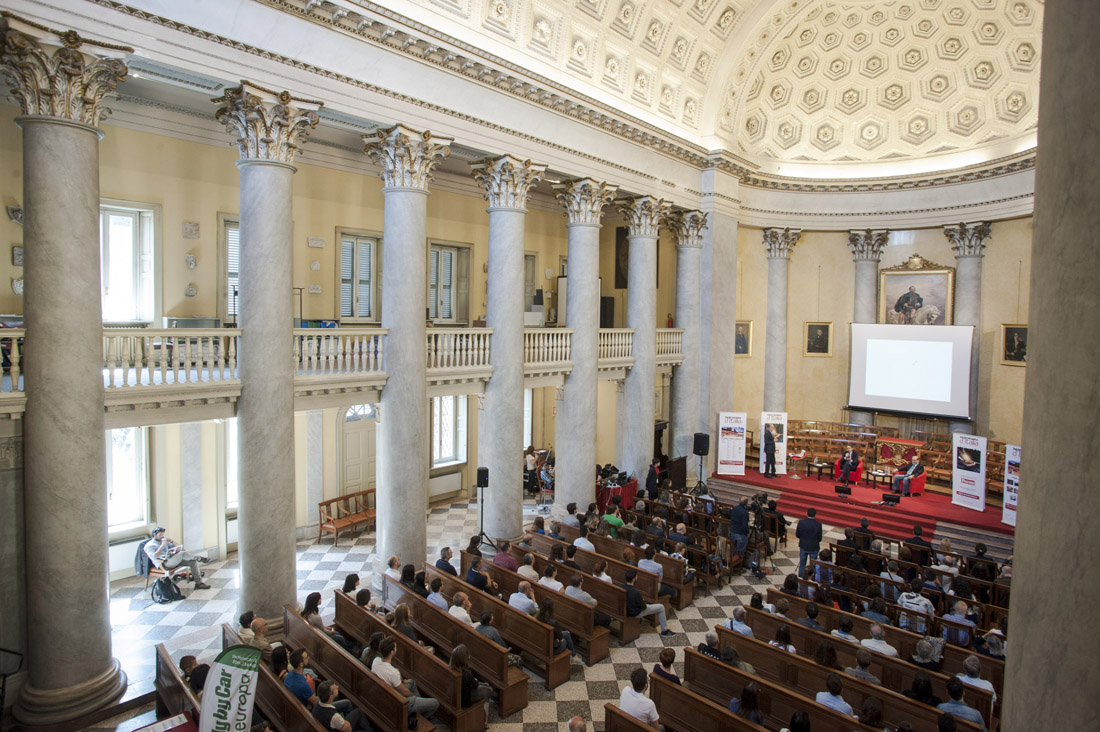 La Terra vista dallo spazio: meraviglia e distruzione – FOTO e VIDEO La Terra vista dallo spazio: meraviglia e distruzione – FOTO e VIDEO