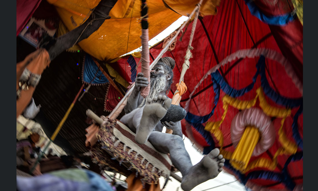 Unusual Visions, l’India insolita di Emiliano Pinnizzotto in mostra a Roma