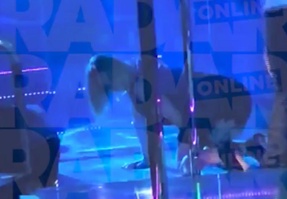 Jennifer Lawrence ubriaca in uno strip club: “Non ho intenzione di scusarmi” Jennifer Lawrence ubriaca in uno strip club: “Non ho intenzione di scusarmi”