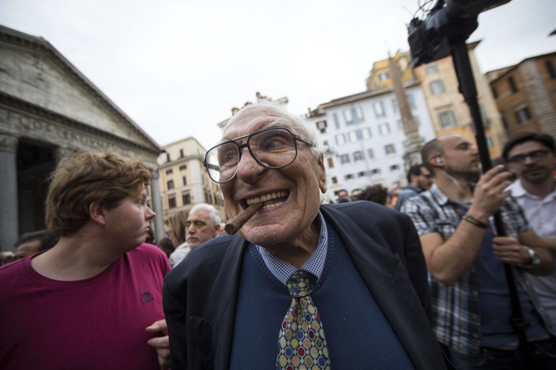 Marco Pannella: gli aforismi e le frasi celebri Marco Pannella: gli aforismi e le frasi celebri