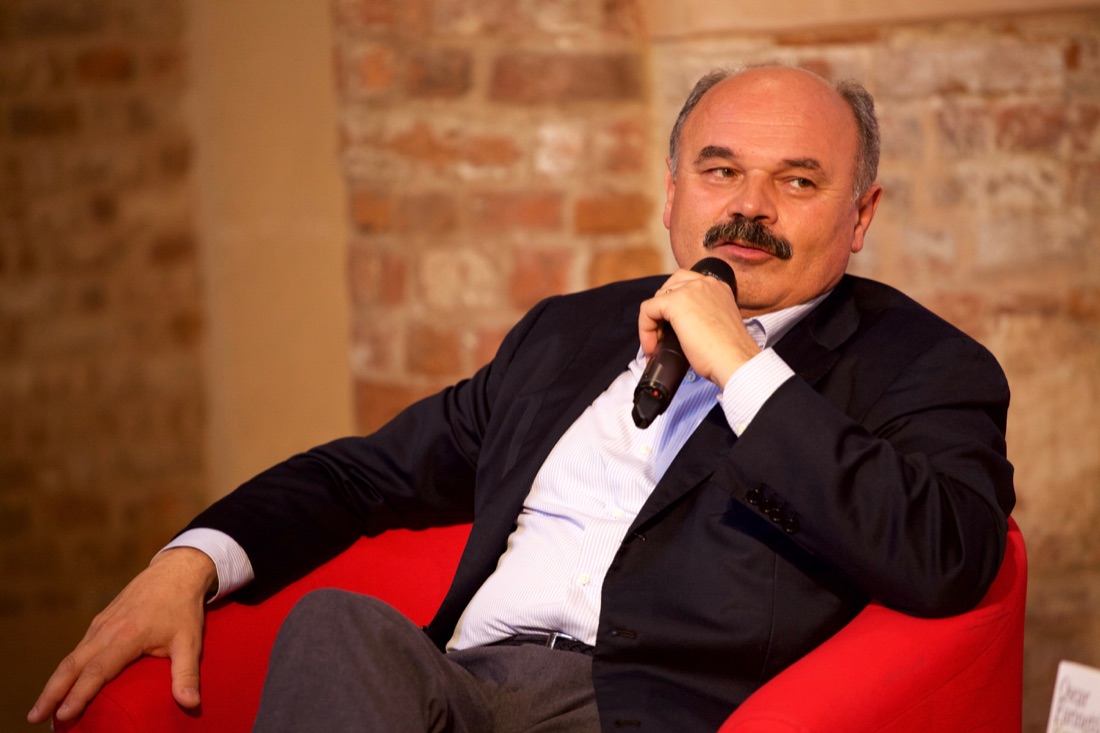 Oscar Farinetti: “Avere senso civico è figo” – FOTO e VIDEO