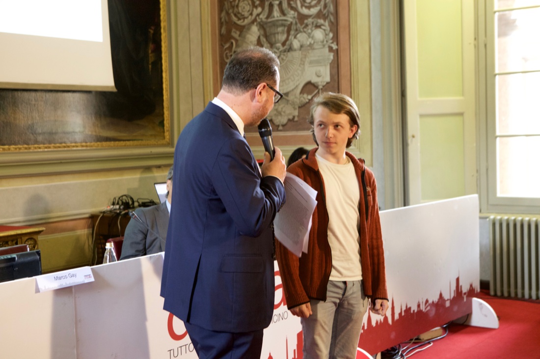 Pavia, 300 libri per una scuola – FOTO