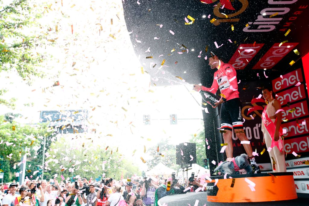 Giro d’Italia 2017, 12a tappa: terza vittoria per Fernando Gaviria