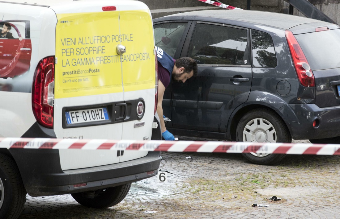 Bomba alle Poste, i precedenti e i legami con gli anarchici Bomba alle Poste, i precedenti e i legami con gli anarchici