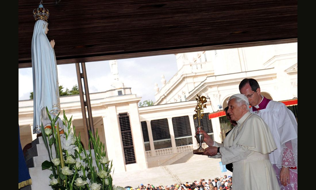 Cento anni fa l’apparizione della Madonna di Fatima: la storia del santuario Cento anni fa l’apparizione della Madonna di Fatima: la storia del santuario