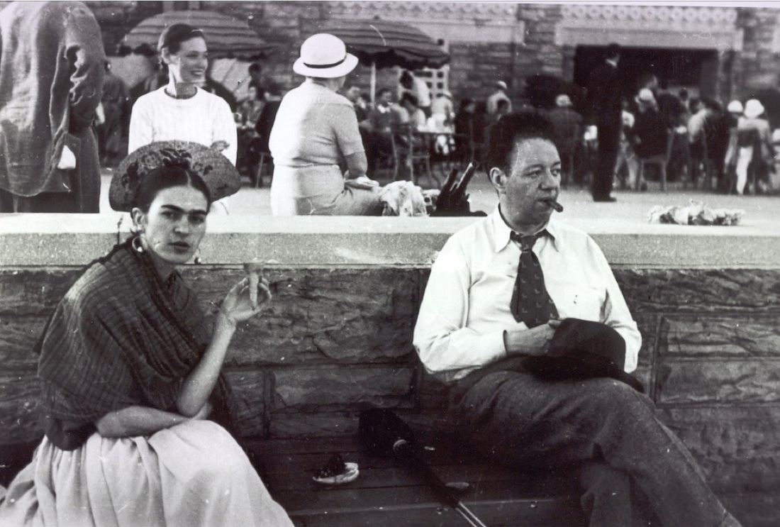 Frida Kahlo nelle foto di Lucienne Bloch Frida Kahlo nelle foto di Lucienne Bloch